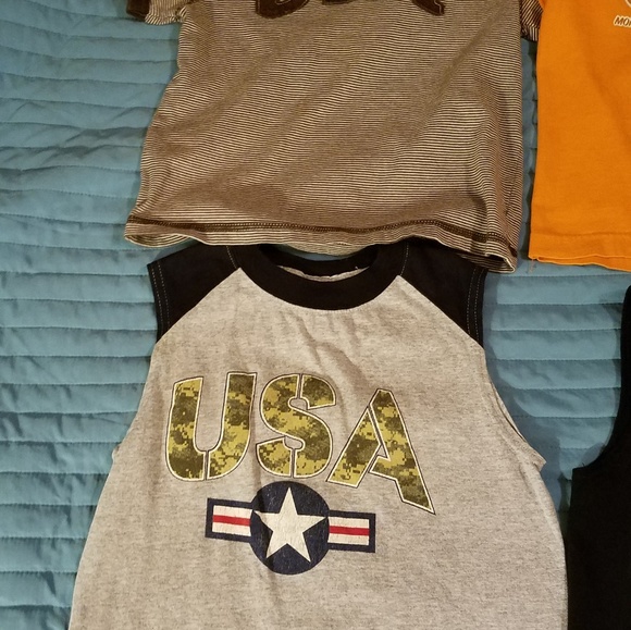 4 pieces bundle 2 t.shirt and 2 sleeveless t.shirt size 5T fits Z6 - Picture 2 of 6